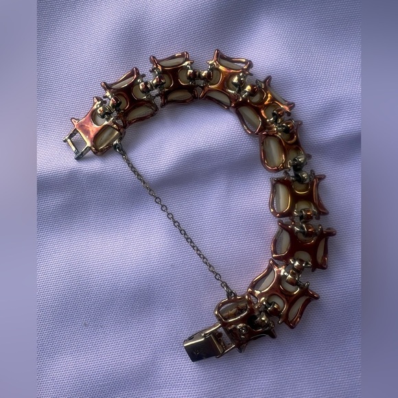 Coro Sparkly Yellow Thermoset Bracelet Signed - Picture 4 of 8